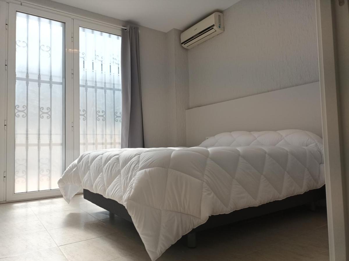 Hostal Cerro Del Castillo フミーリャ エクステリア 写真